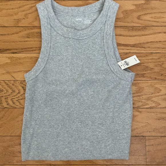 Grey Basic Tank - Picture 3 of 3